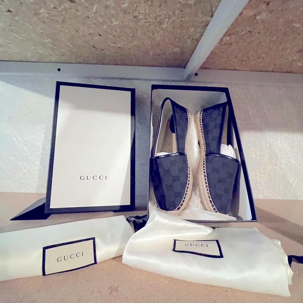 HOT SUMMER BLACK GUCCI ESPADRILLES
